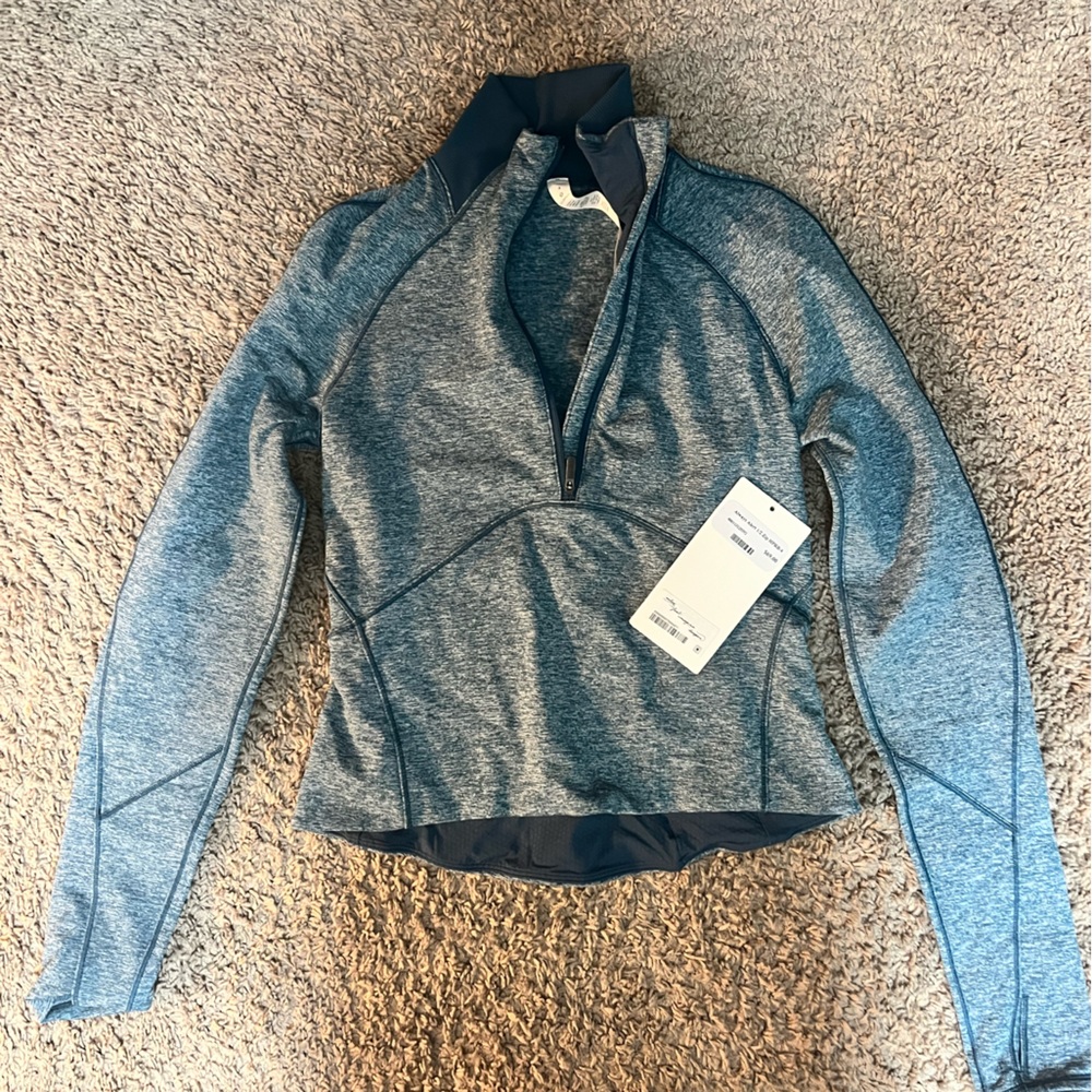 Lululemon size 4 shirt